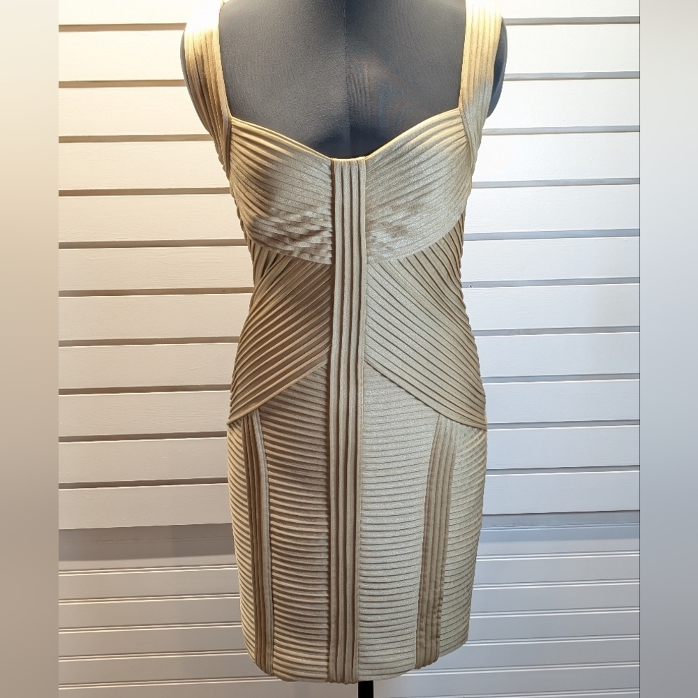 TADASHI SHOJI Gold Metallic Pinch Pleated Bodycon Cocktail Dress Medium EUC